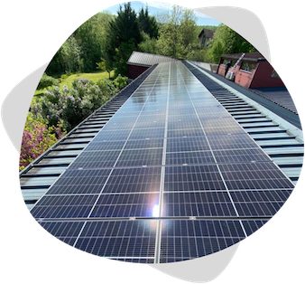 Installation panneaux solaires professionnel entrepôt Lyon